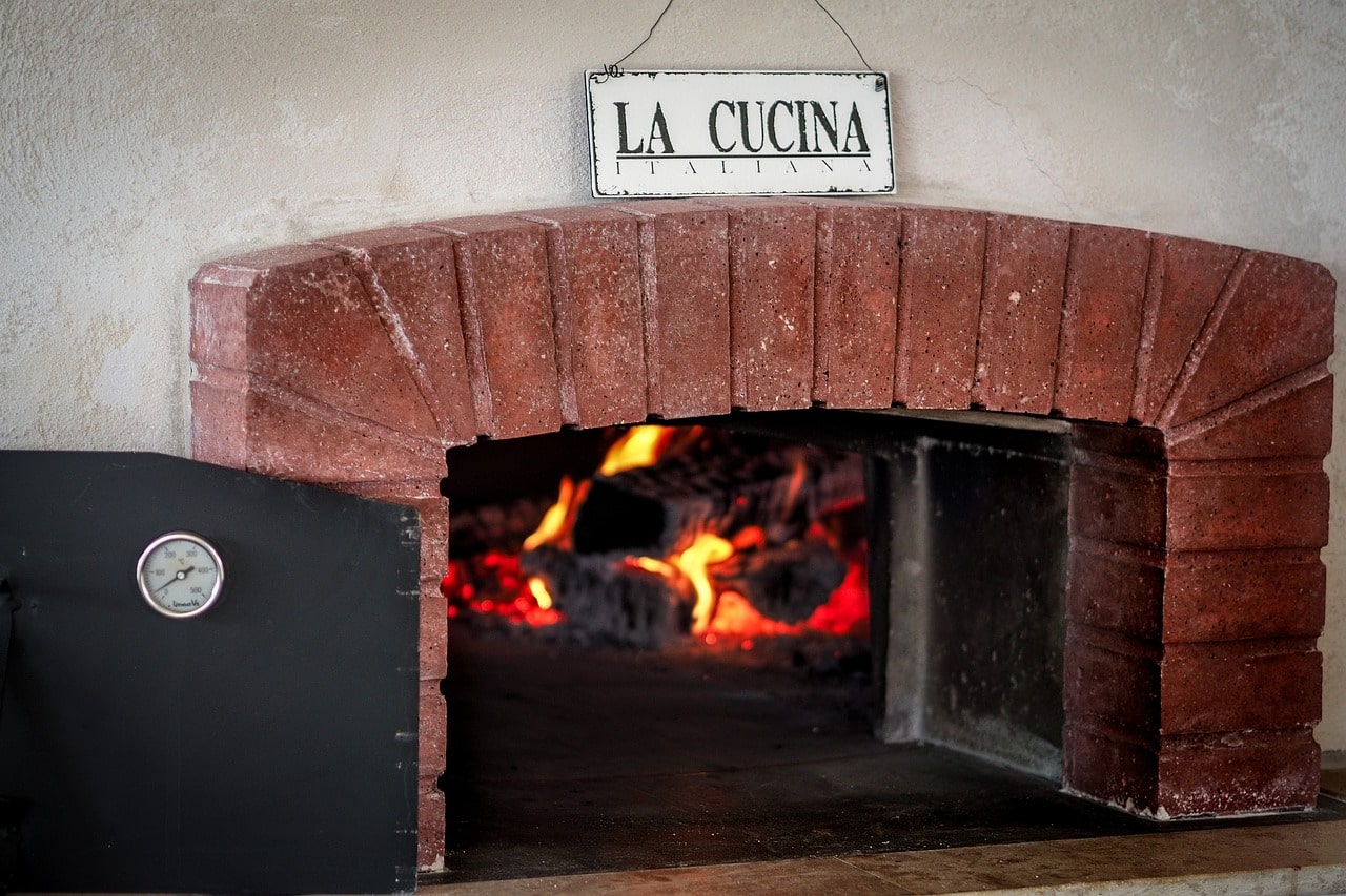 High-Quality Pizza Ovens and Grills Available in Hamilton, MA Premium Pizza Ovens and Grills in Hamilton, Massachusetts